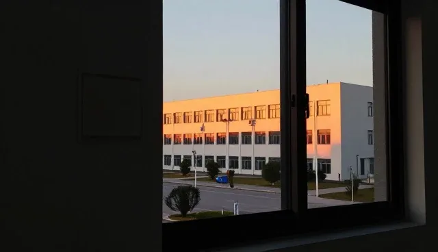 教育咨询系统如何保障教学设计的稳定性?